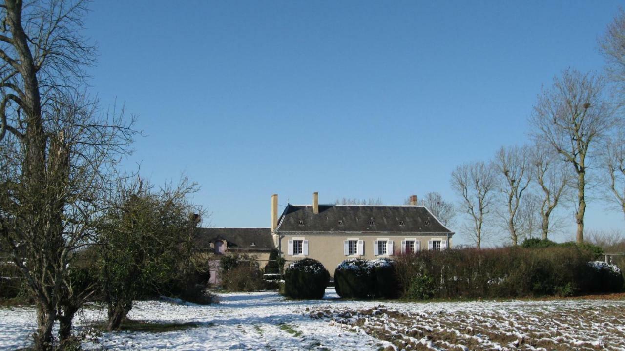 Bed and Breakfast Le Petit Bois Chateau-la-Valliere Exterior foto
